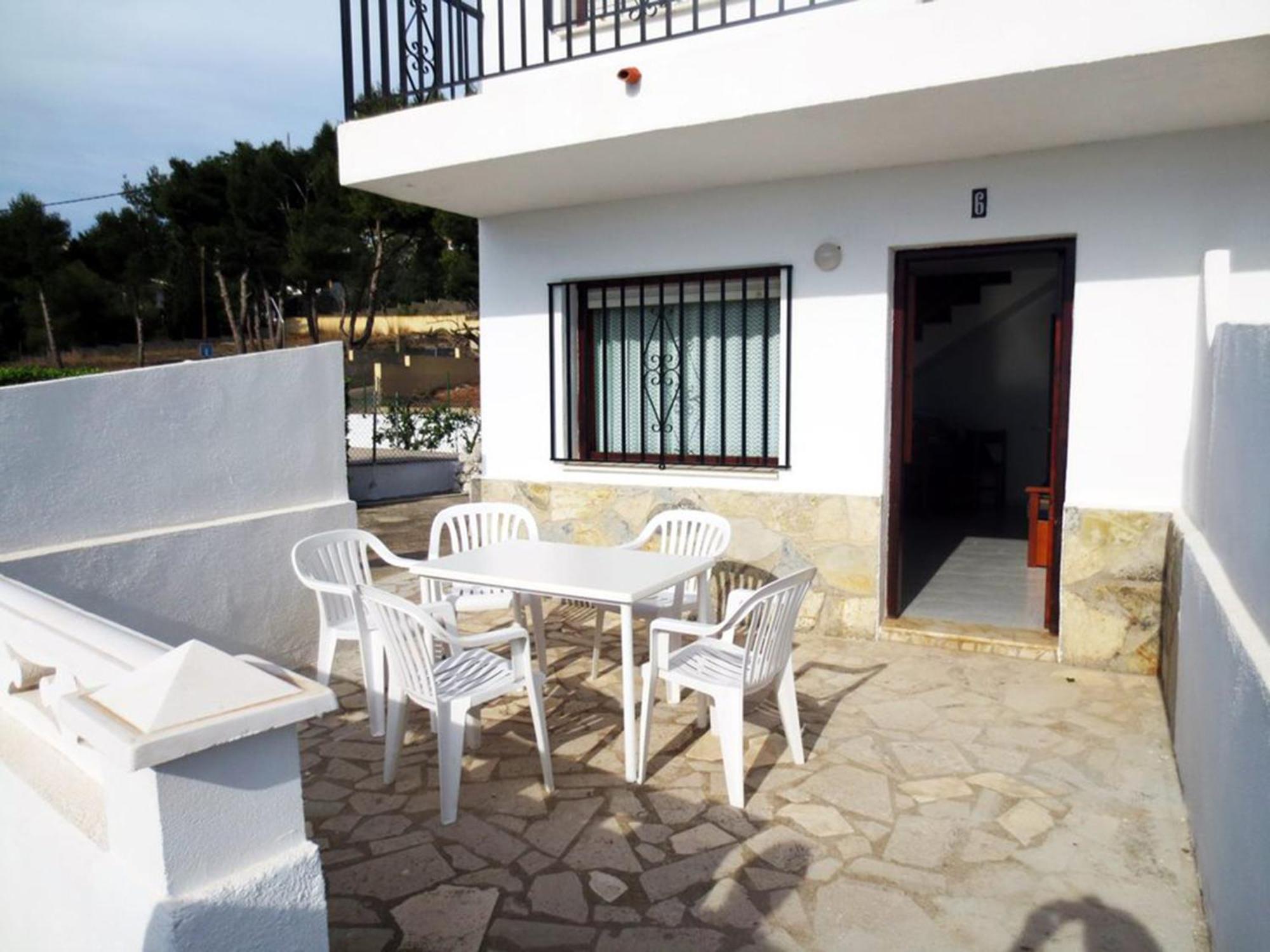 Apartment Con Piscina 3000 *